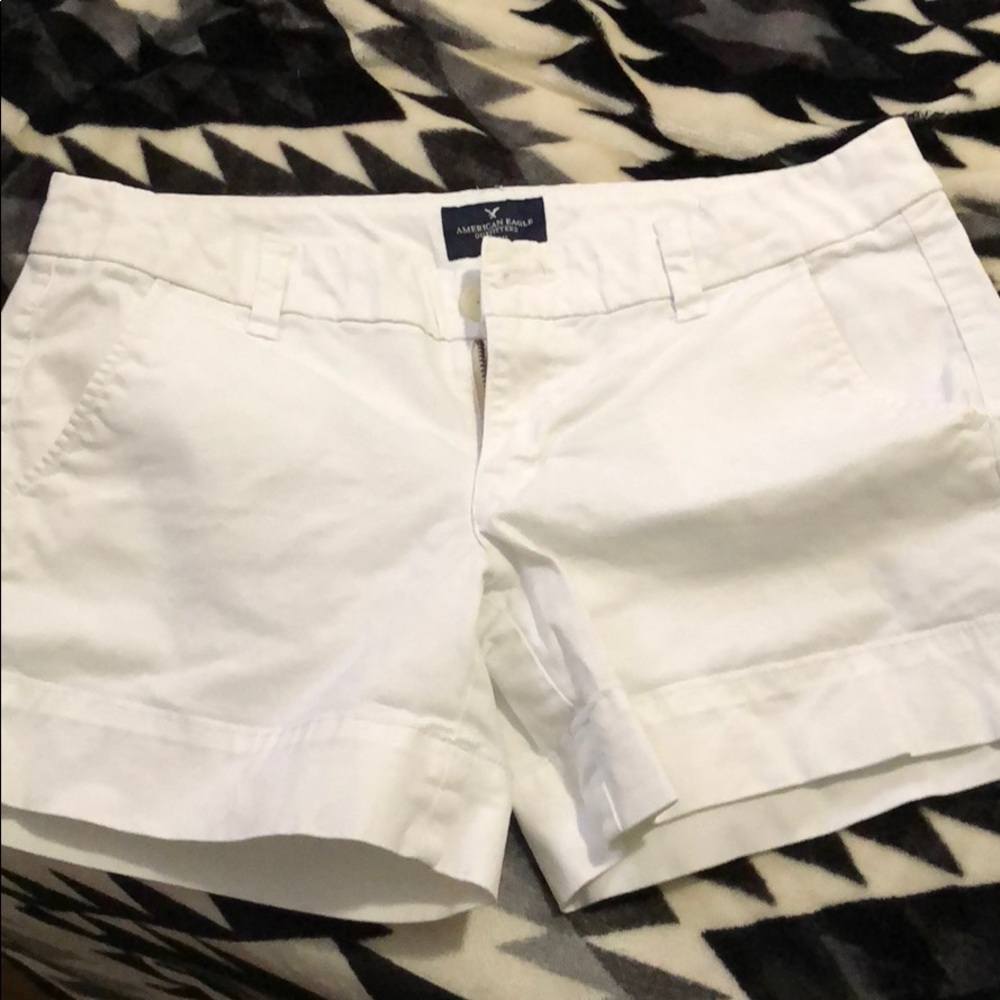 White American eagle shorts